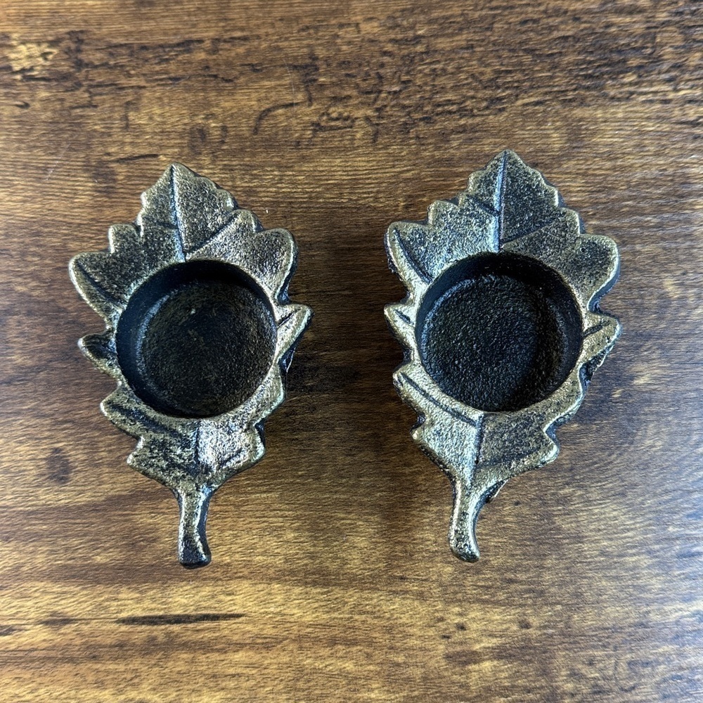 Brass Leaf Shaped Candle Holders Set
